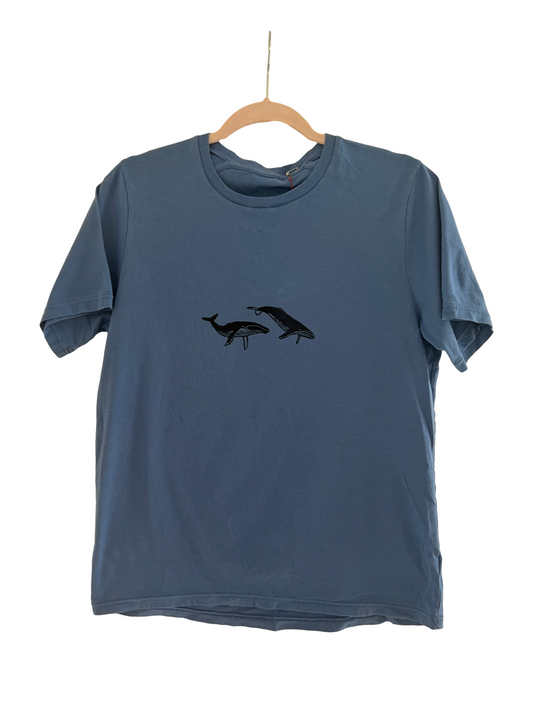 unisex SMALL blue "whale" shirt sleeve tee